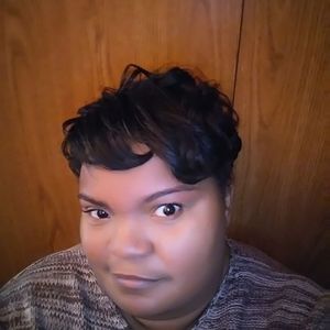 Meet your Posher, Candy